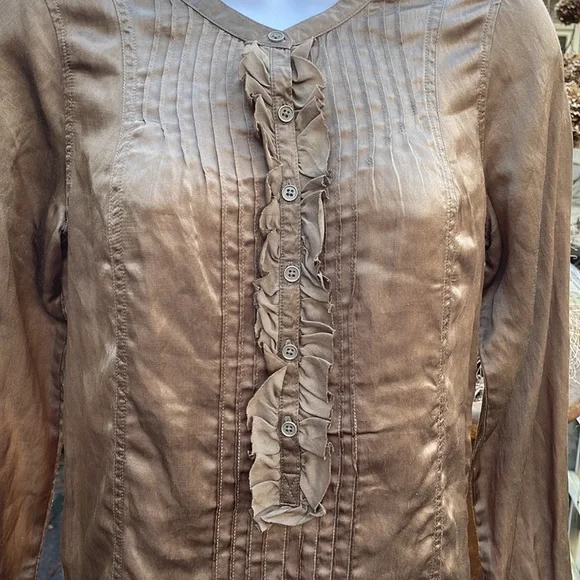 🎉HP🎉✨NWT Eddie Bauer Women’s Longsleeved 💥Silk💥blouse YEAR-ROUND GO-TO - Picture 3 of 11